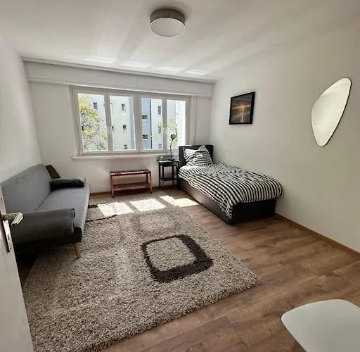 Neues In Stuttgart Lägenhet